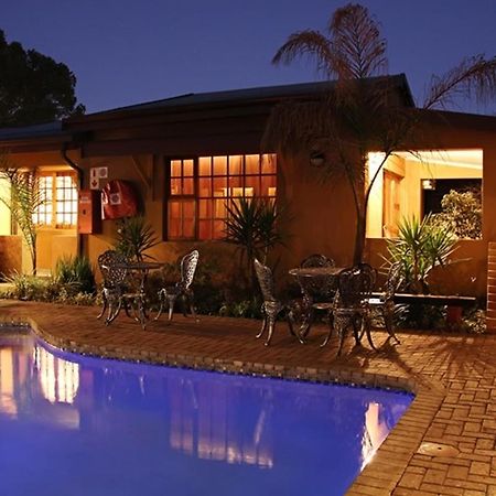 Greenleaf Guest Lodge Блоемфонтейн Екстериор снимка