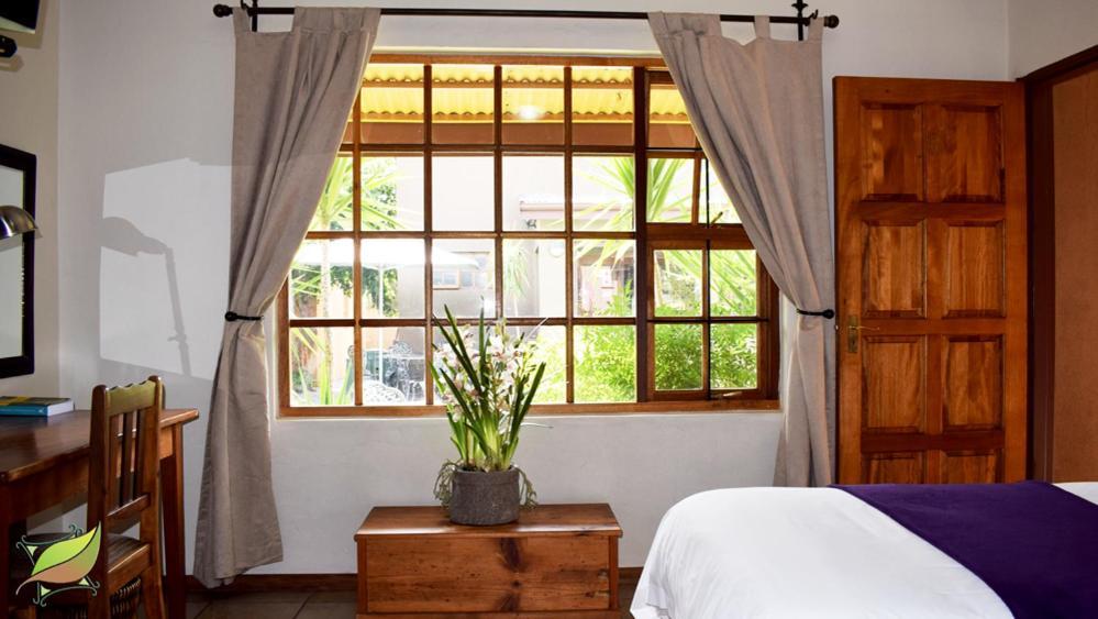 Greenleaf Guest Lodge Блоемфонтейн Екстериор снимка