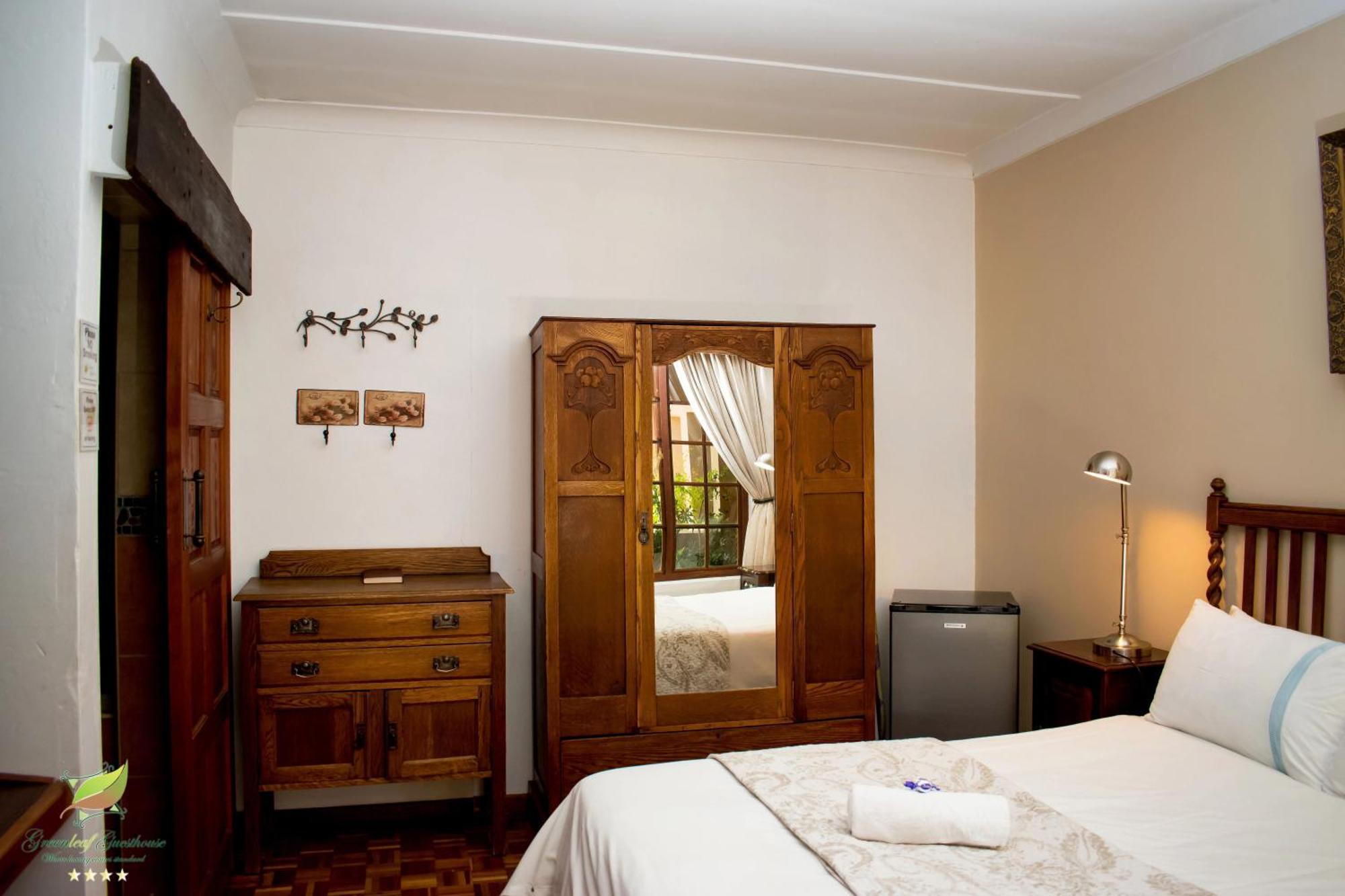 Greenleaf Guest Lodge Блоемфонтейн Екстериор снимка