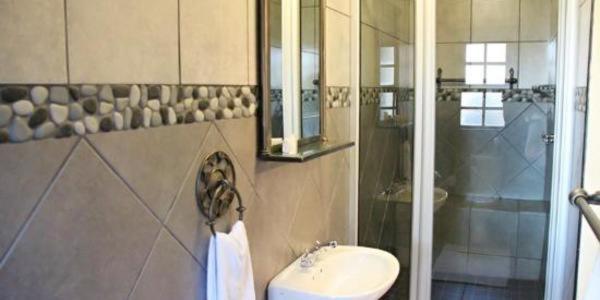 Greenleaf Guest Lodge Блоемфонтейн Екстериор снимка
